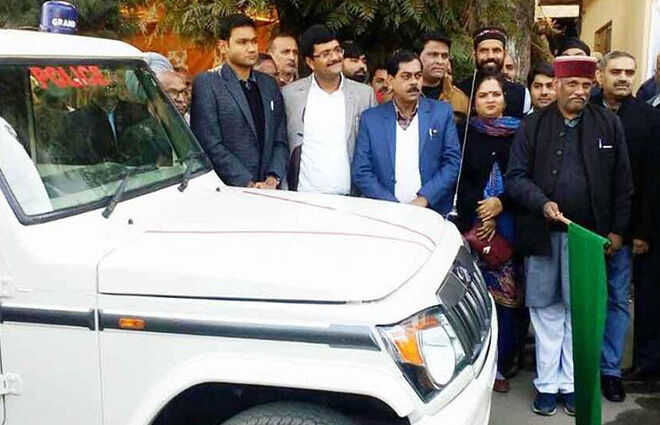 pcr-van-gifted-to-police-administration